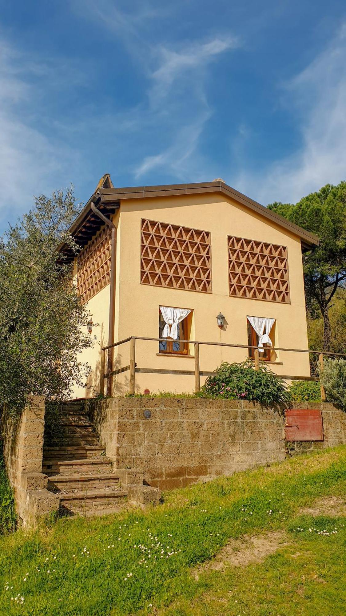 Agriturismo Podere Le Tombe Guest House Палая Стая снимка