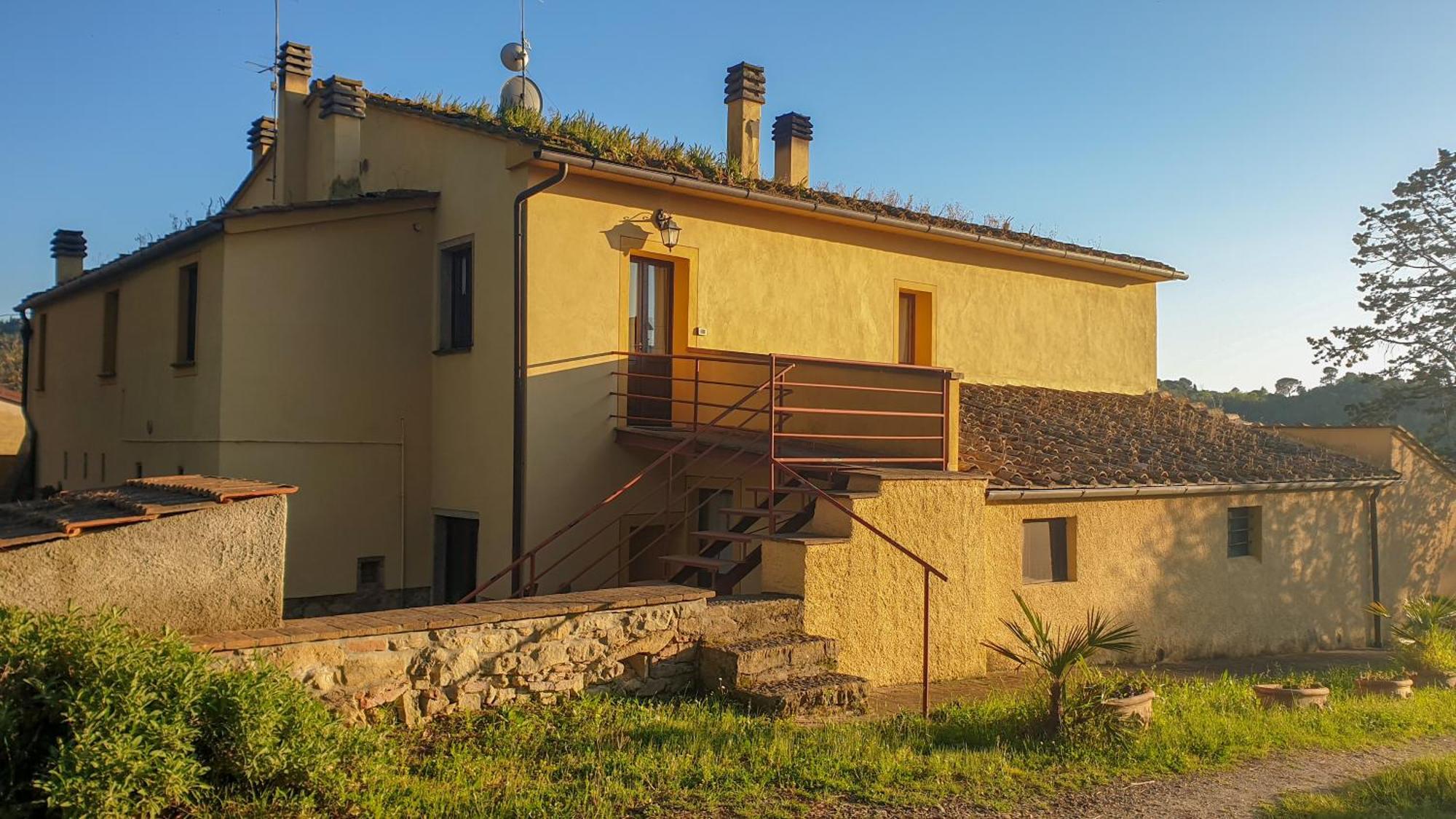 Agriturismo Podere Le Tombe Guest House Палая Стая снимка