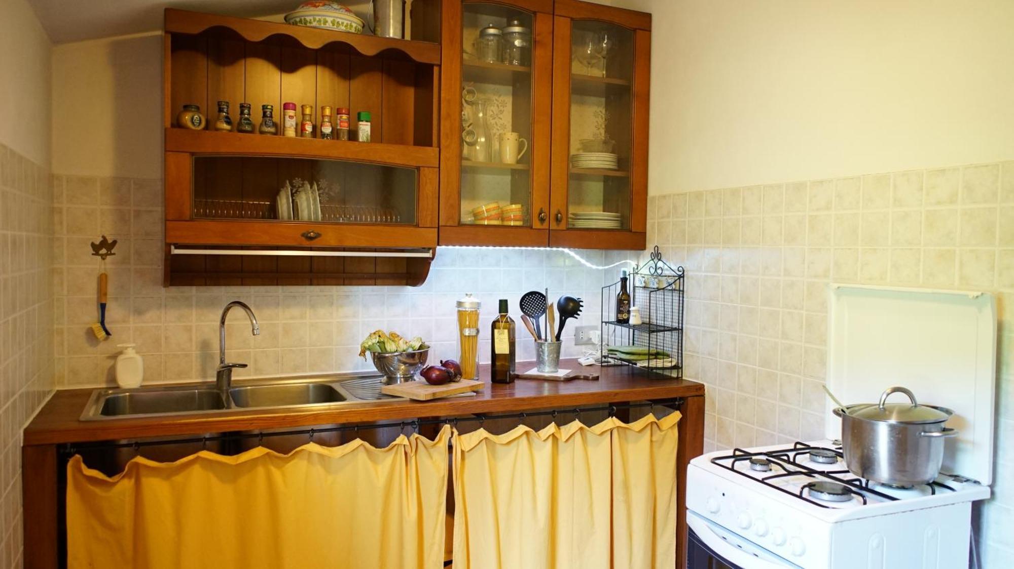 Agriturismo Podere Le Tombe Guest House Палая Стая снимка